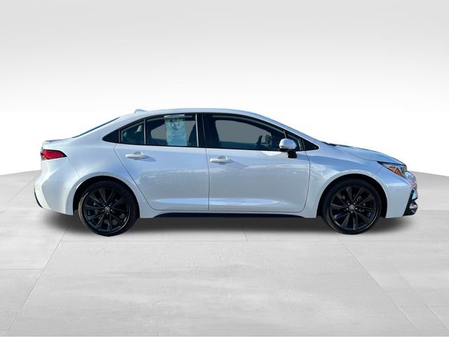 Used 2025 Toyota Corolla SE image 10