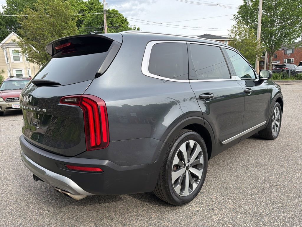 Certified 2022 Kia Telluride EX w/ EX Premium Package AWD/4WD image 6