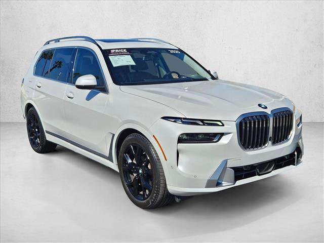Certified 2025 BMW X7 xDrive40i w/ Premium Package AWD/4WD video 3