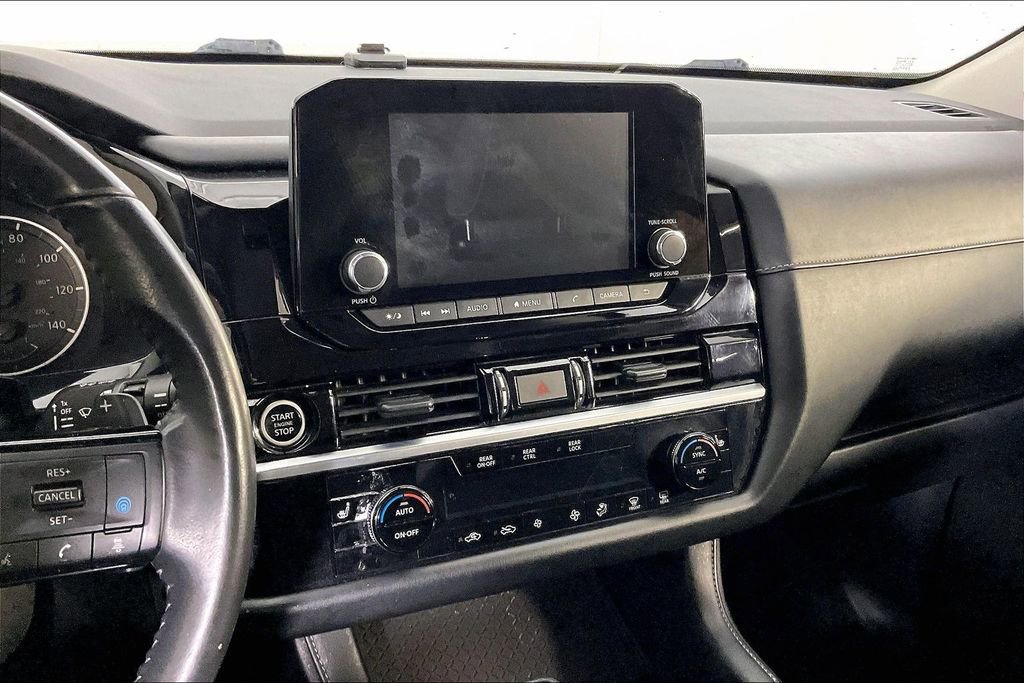 Used 2022 Nissan Pathfinder SV FWD image 9