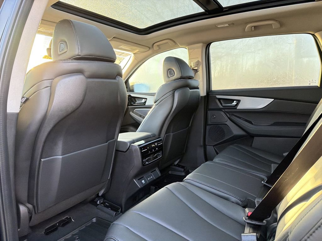 New 2026 Acura MDX SH-AWD image 13