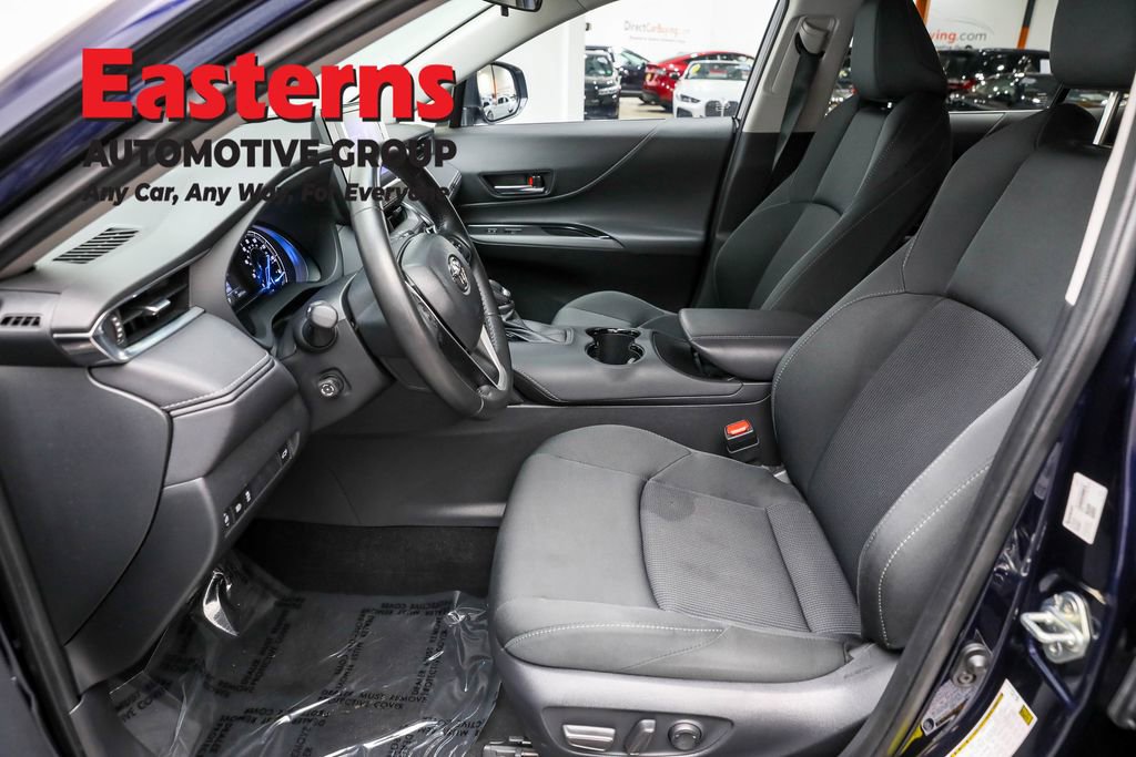 Used 2024 Toyota Venza LE image 13
