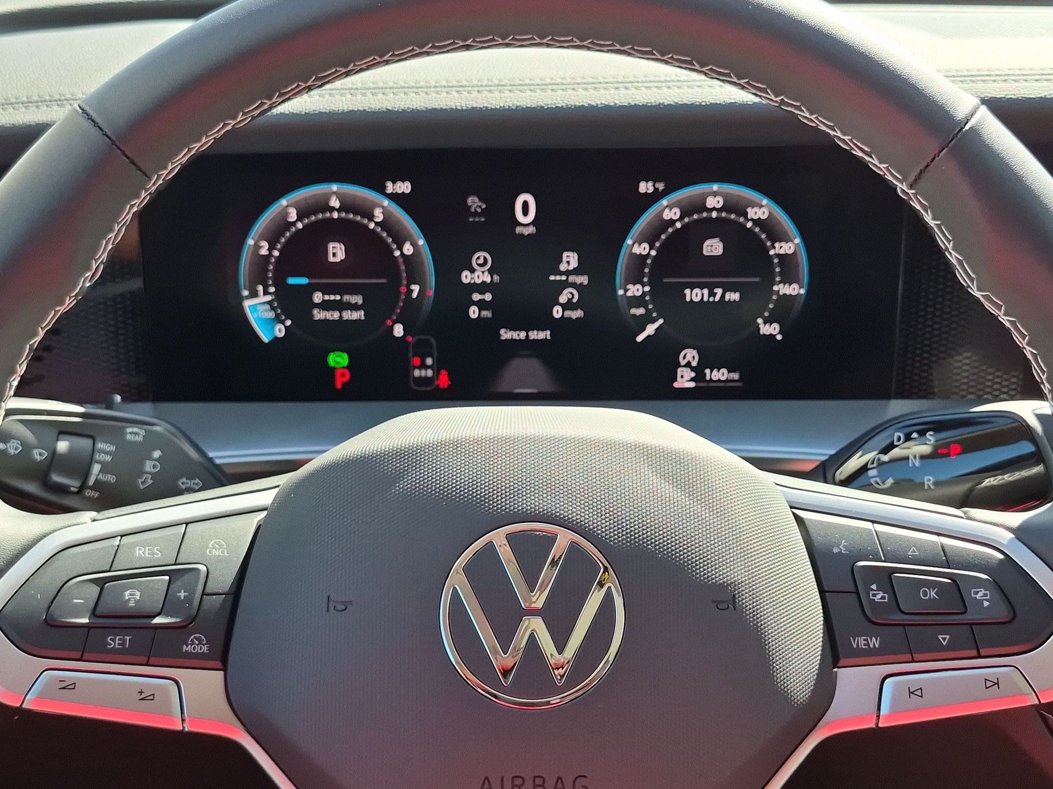 New 2026 Volkswagen Tiguan SE FWD image 20