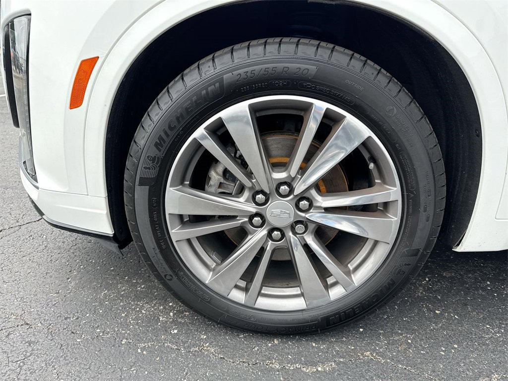 Used 2021 Cadillac XT6 Premium Luxury image 10