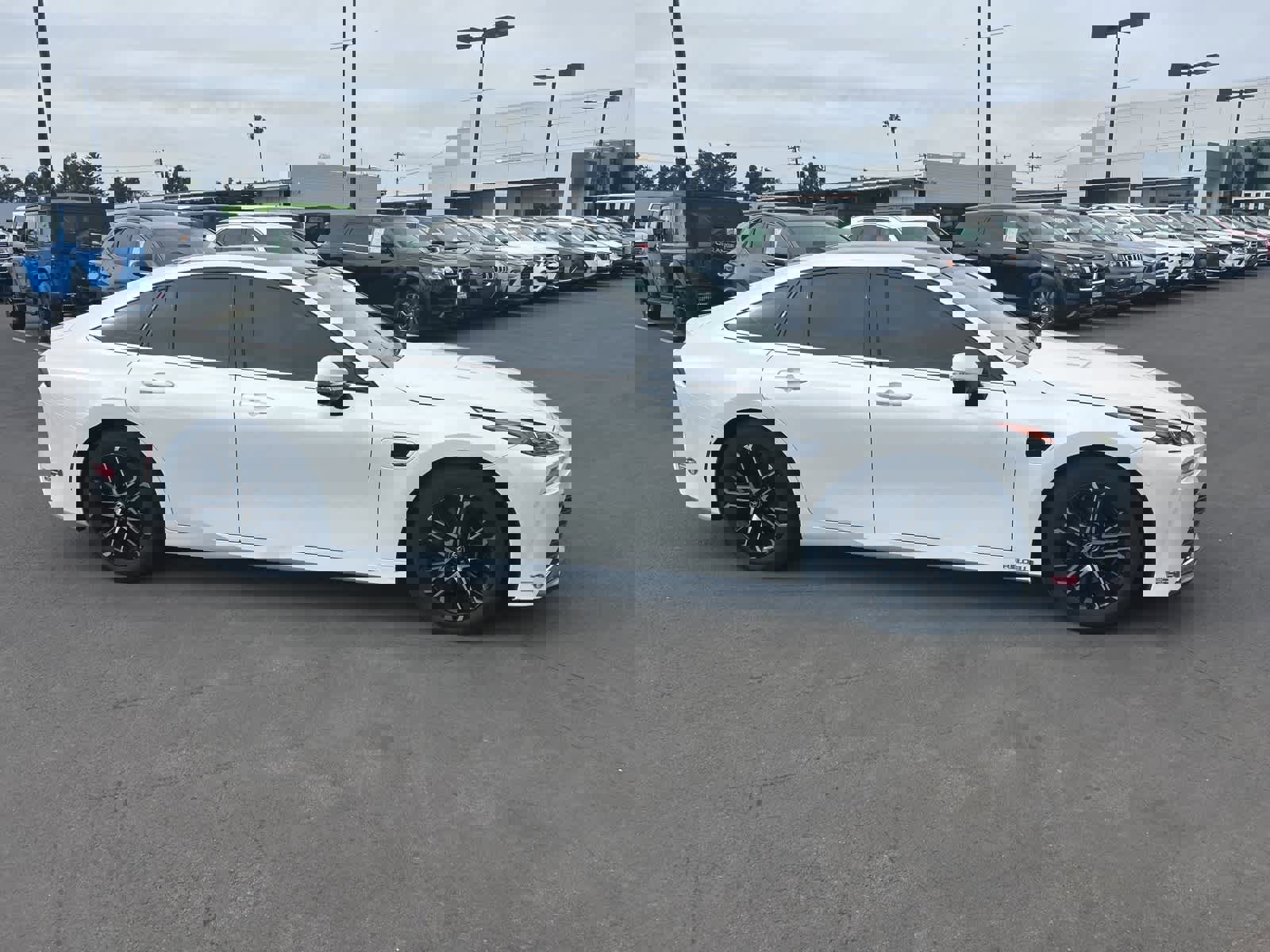 Used 2023 Toyota Mirai image 9