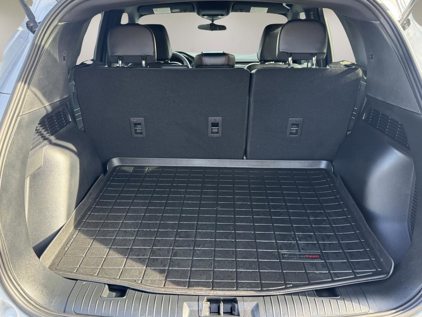 Used 2025 Ford Escape ST-Line image 10