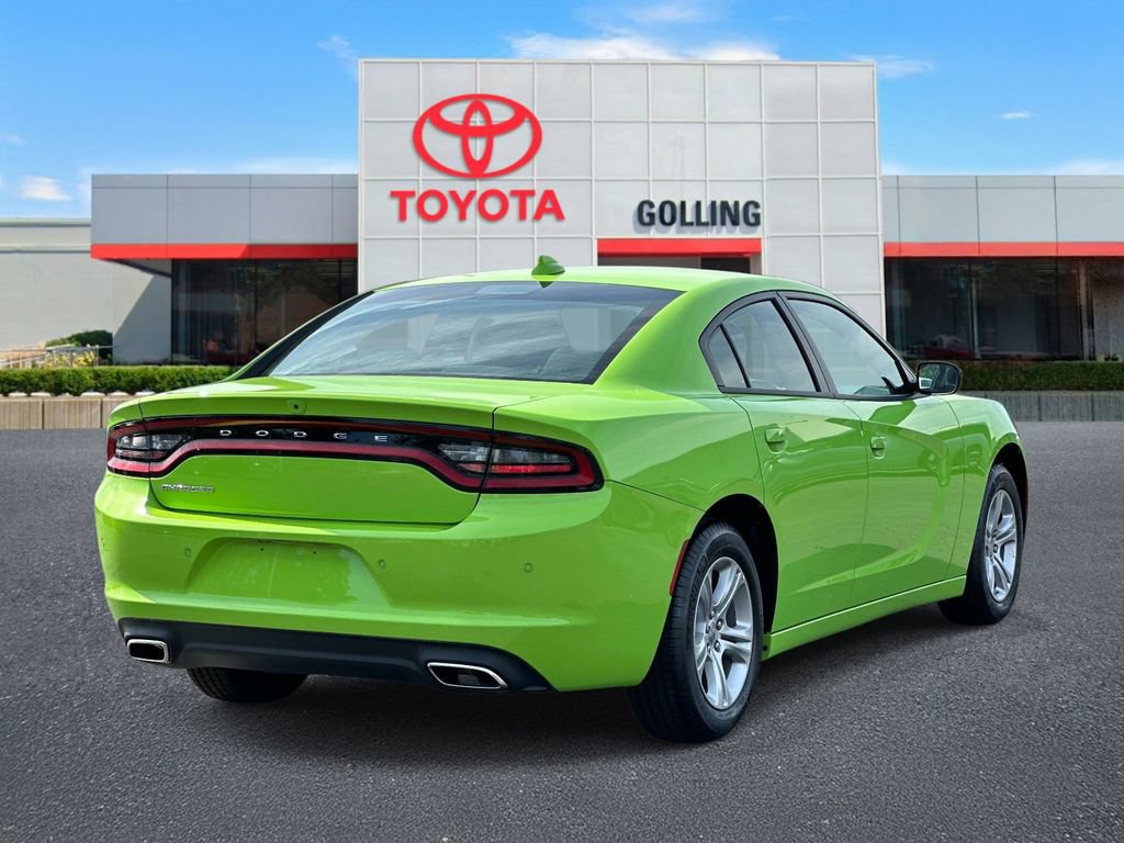 Used 2023 Dodge Charger SXT RWD image 5