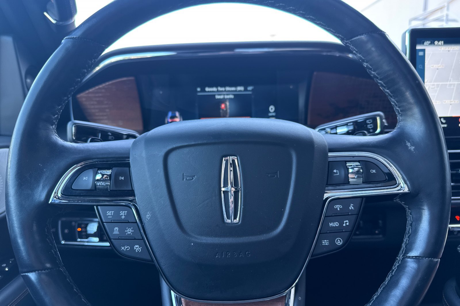Certified 2024 Lincoln Navigator L Black Label AWD/4WD image 25