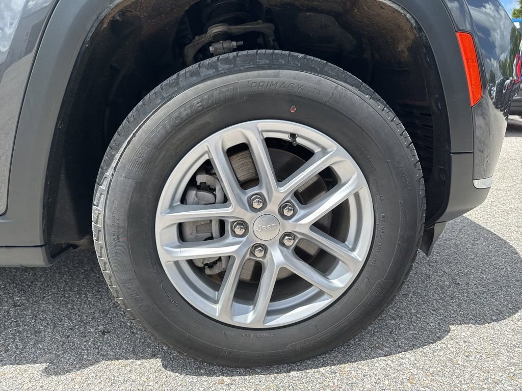 Certified 2024 Jeep Grand Cherokee L Laredo w/ Luxury Tech Group I image 19