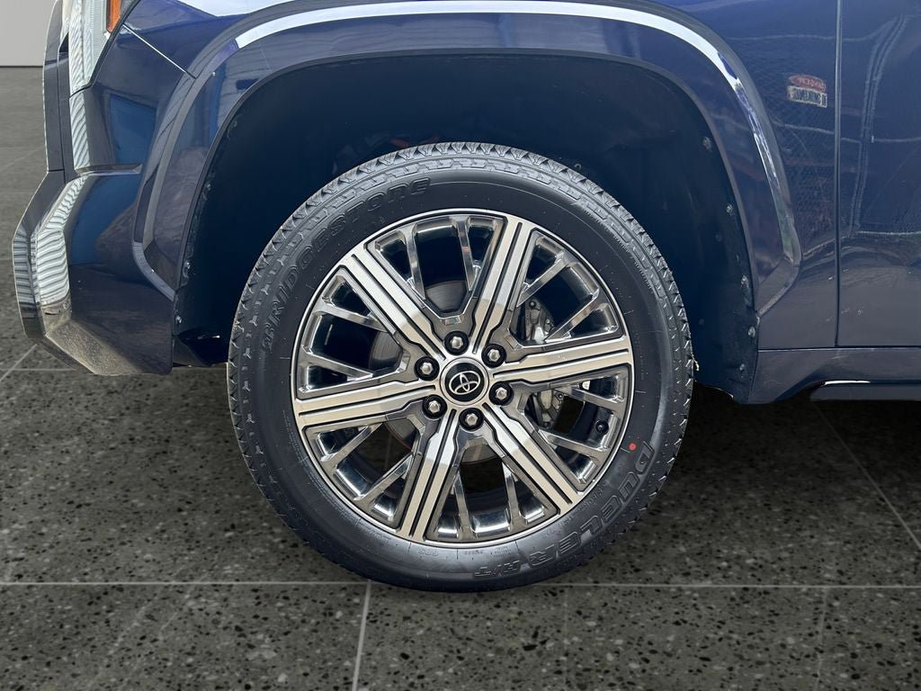Used 2024 Toyota Tundra Capstone AWD/4WD image 4