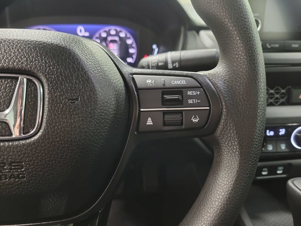 Used 2025 Honda Accord SE image 27
