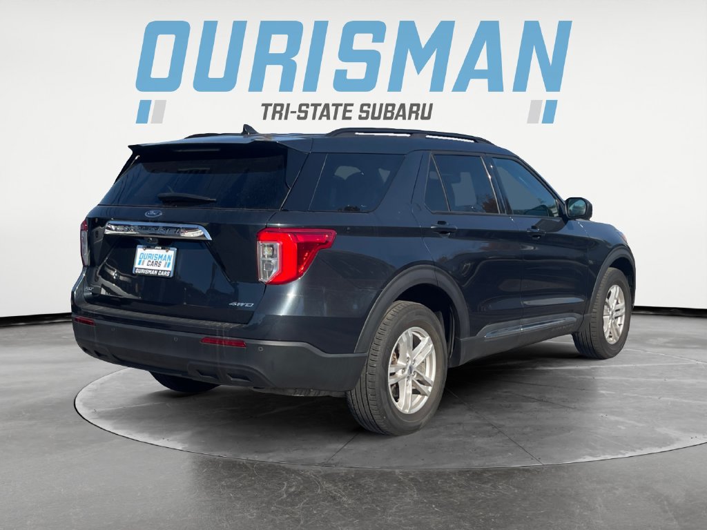 Used 2023 Ford Explorer XLT AWD/4WD image 6
