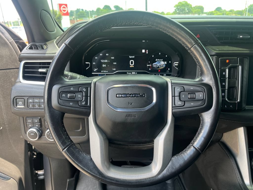 Used 2022 GMC Yukon Denali AWD/4WD image 23