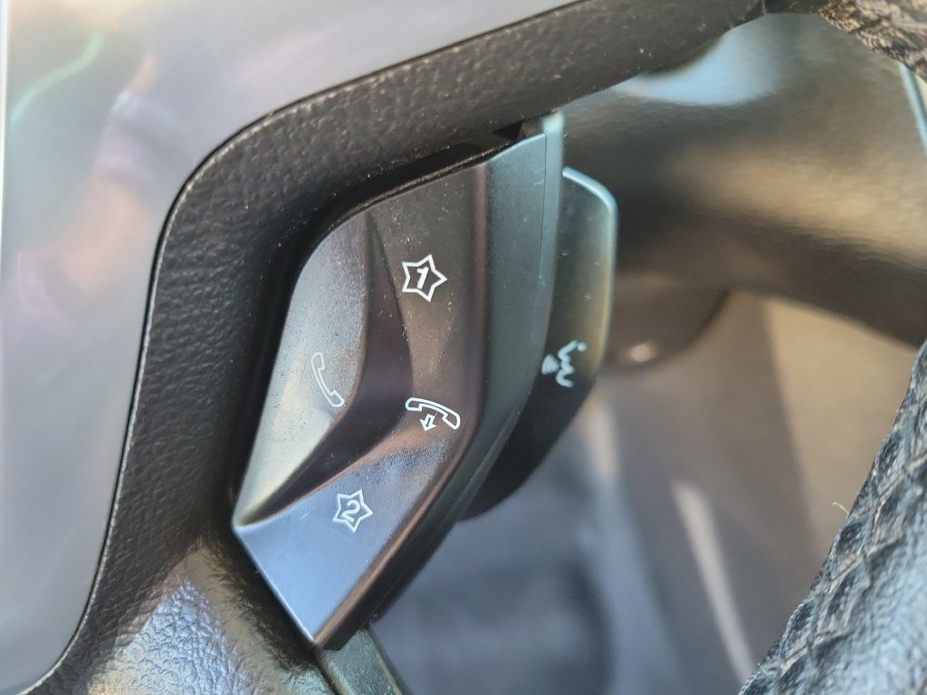 Used 2013 Ford Focus Titanium FWD image 24
