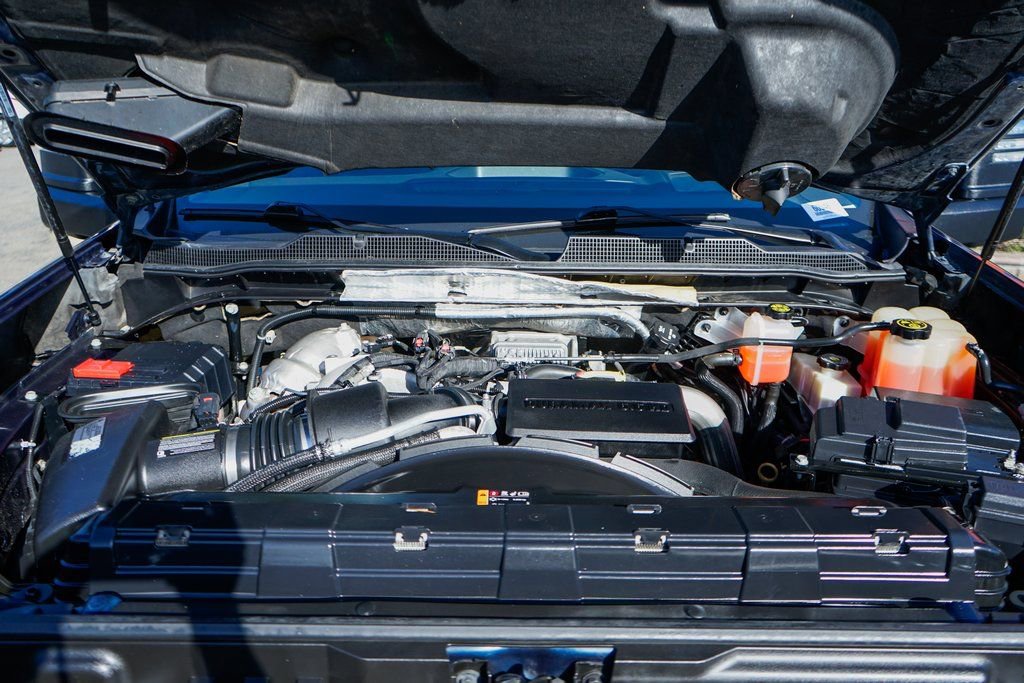 Used 2020 Chevrolet Silverado 2500 LTZ image 11