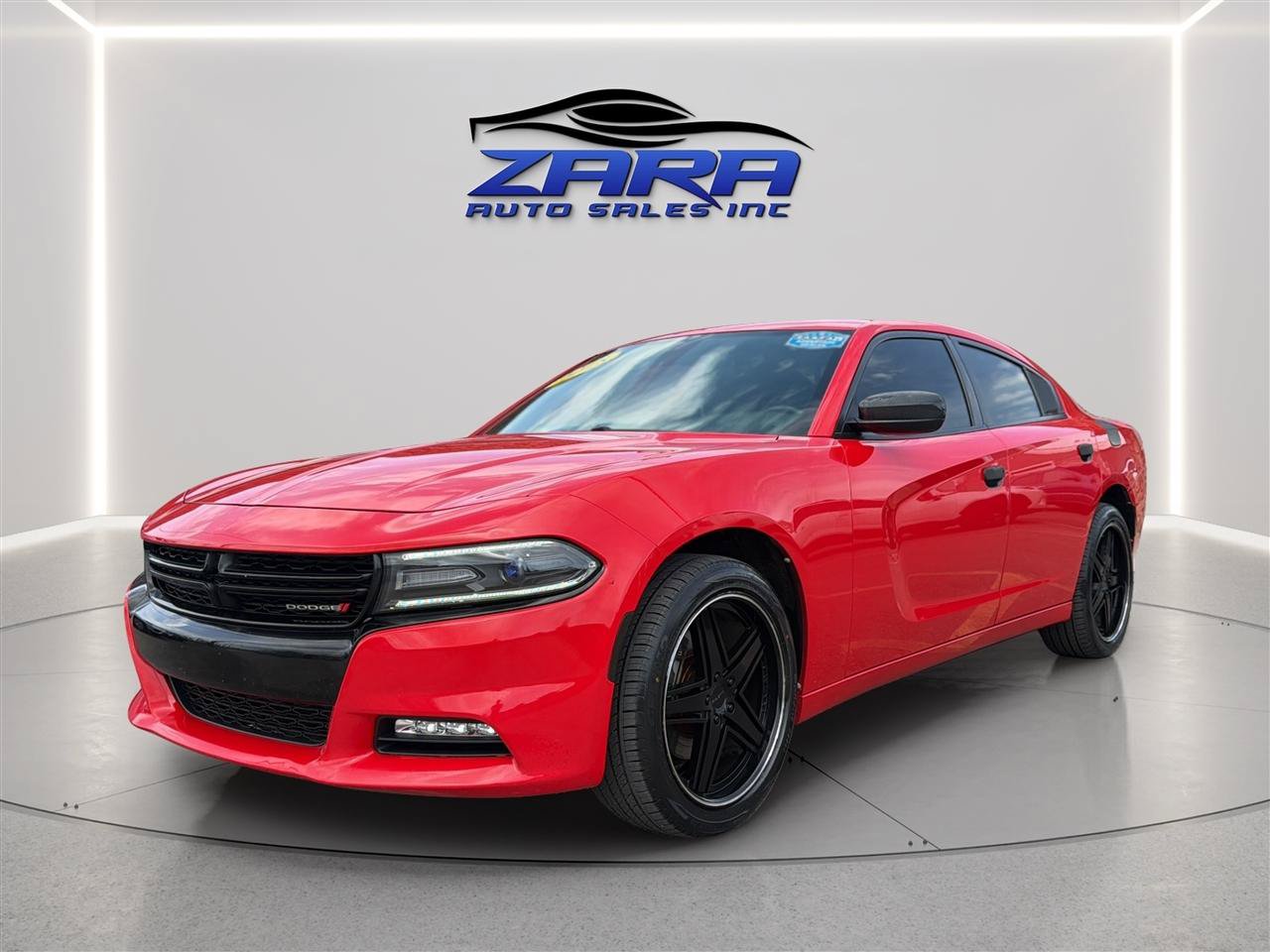 Used 2018 Dodge Charger GT AWD/4WD image 3