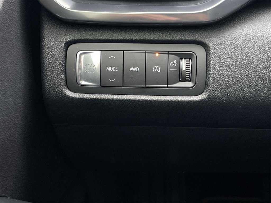 New 2026 GMC Acadia AT4 w/ Super Cruise Package image 18