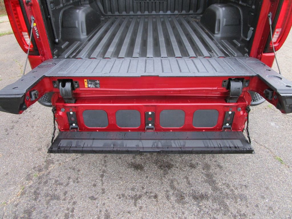 Used 2024 GMC Sierra 1500 SLT w/ SLT Premium Plus Package image 16