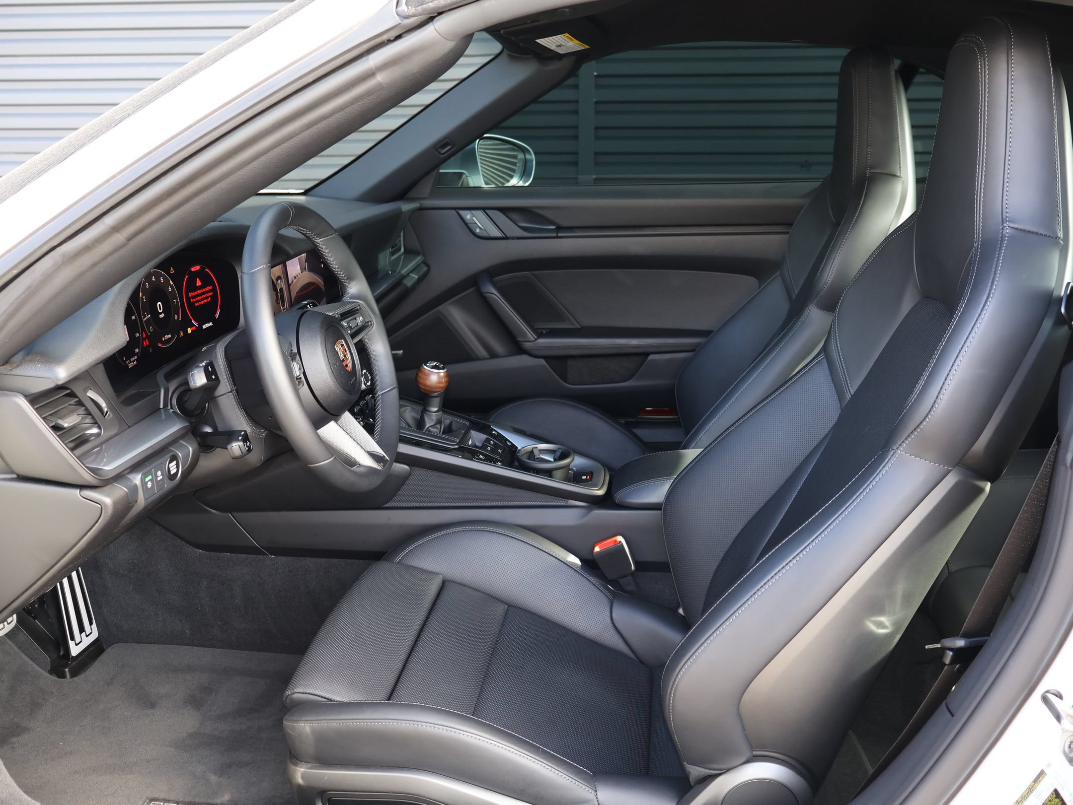 Certified 2025 Porsche 911 Carrera T RWD image 5
