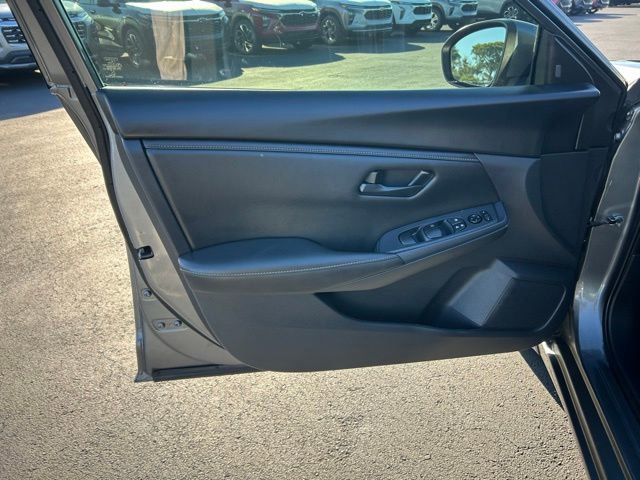 Used 2024 Nissan Sentra S image 12