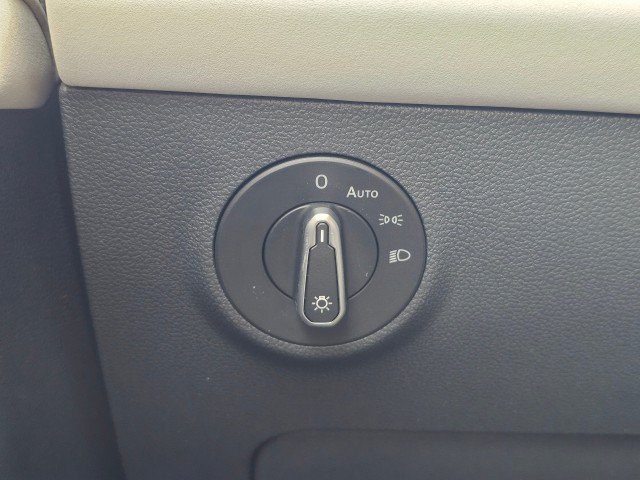 New 2026 Volkswagen Taos SE AWD/4WD image 39