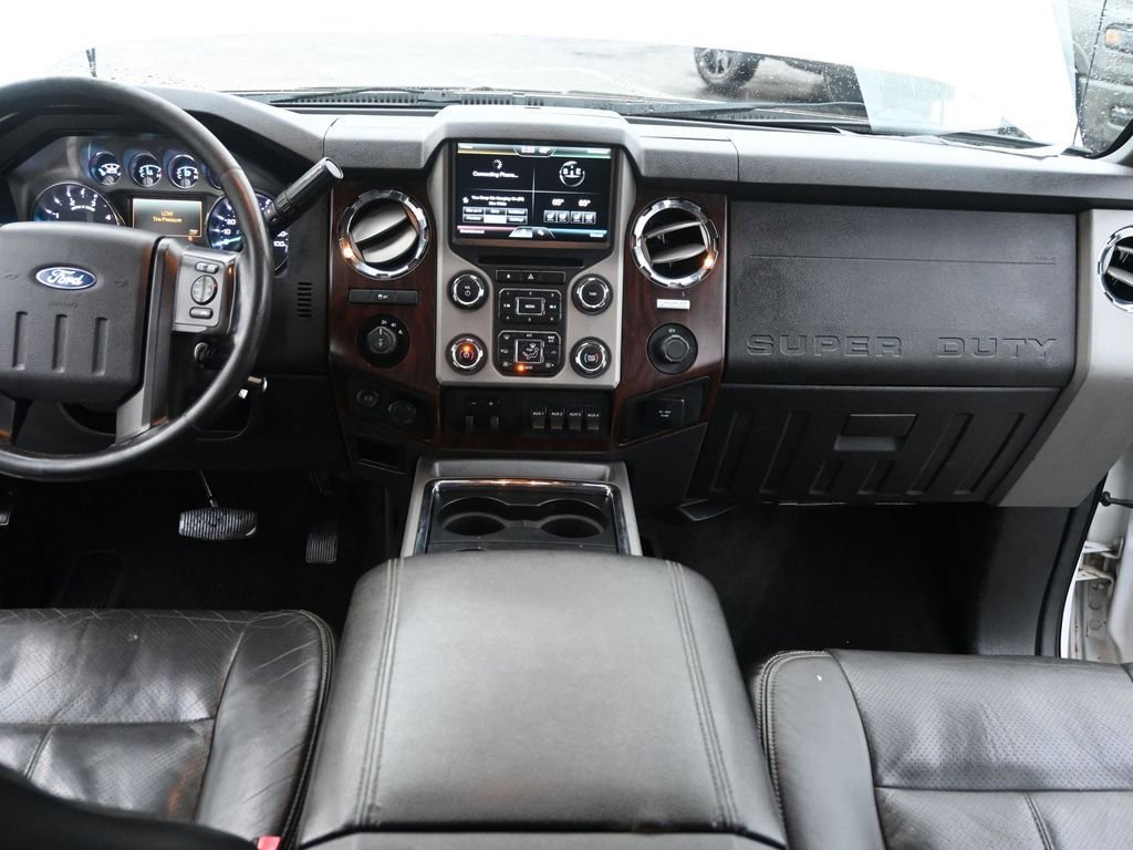 Used 2015 Ford F350 Lariat w/ Lariat Interior Package image 24