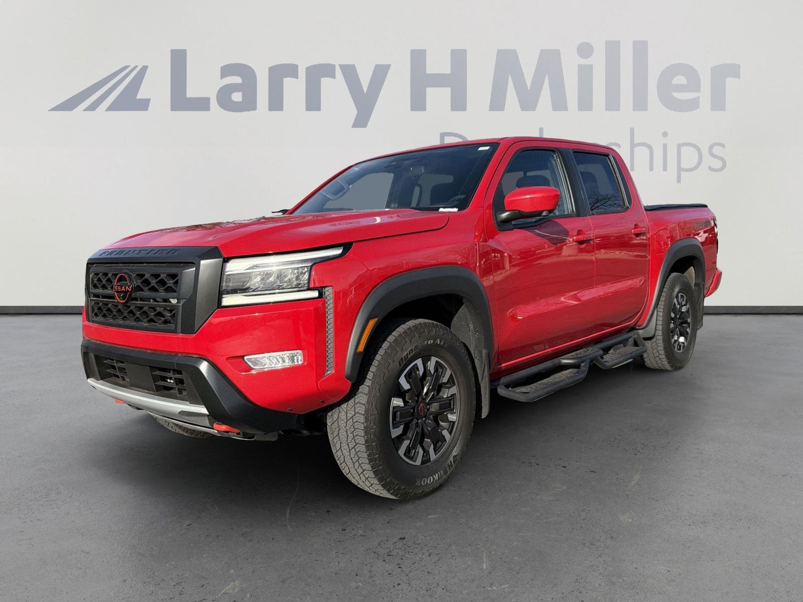 Used 2023 Nissan Frontier PRO-4X w/ Pro Convenience Package image 4