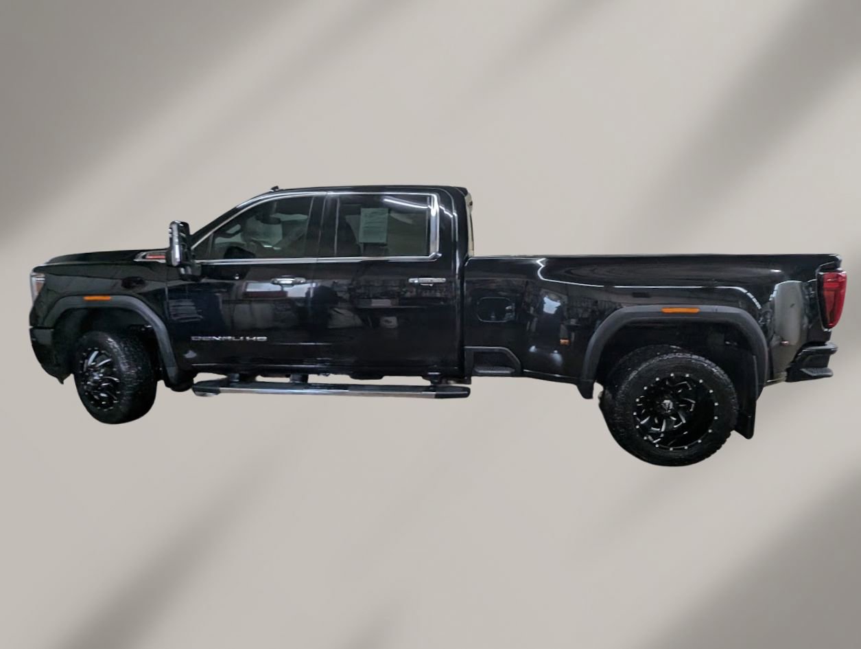 Used 2022 GMC Sierra 3500 Denali image 3