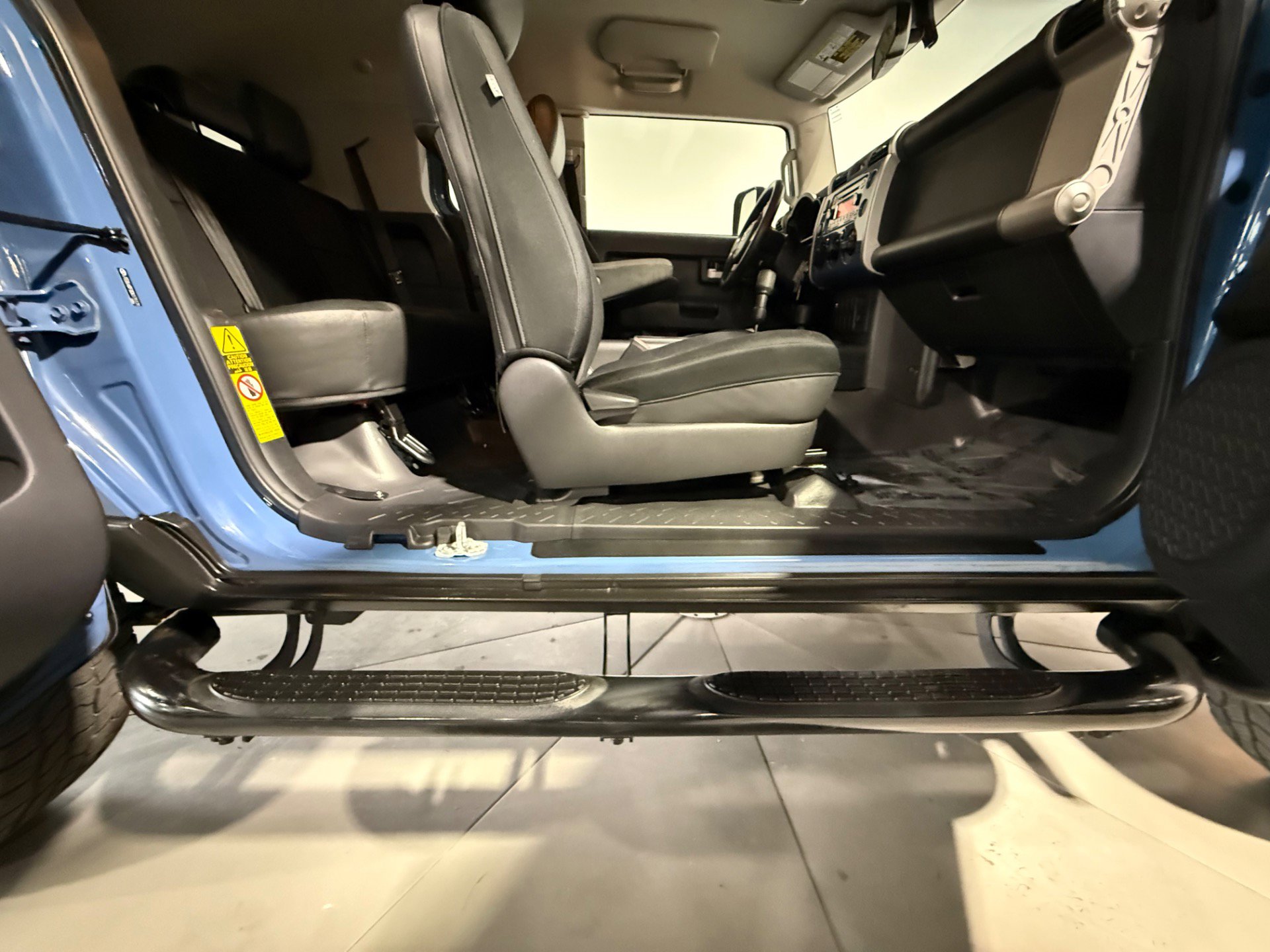 Used 2013 Toyota FJ Cruiser 4WD w/ Convenience Pkg image 53