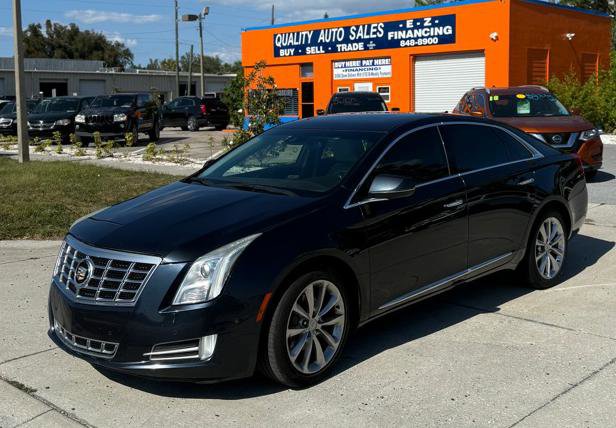Used 2014 Cadillac XTS Luxury w/ Driver Awareness Package FWD image 2
