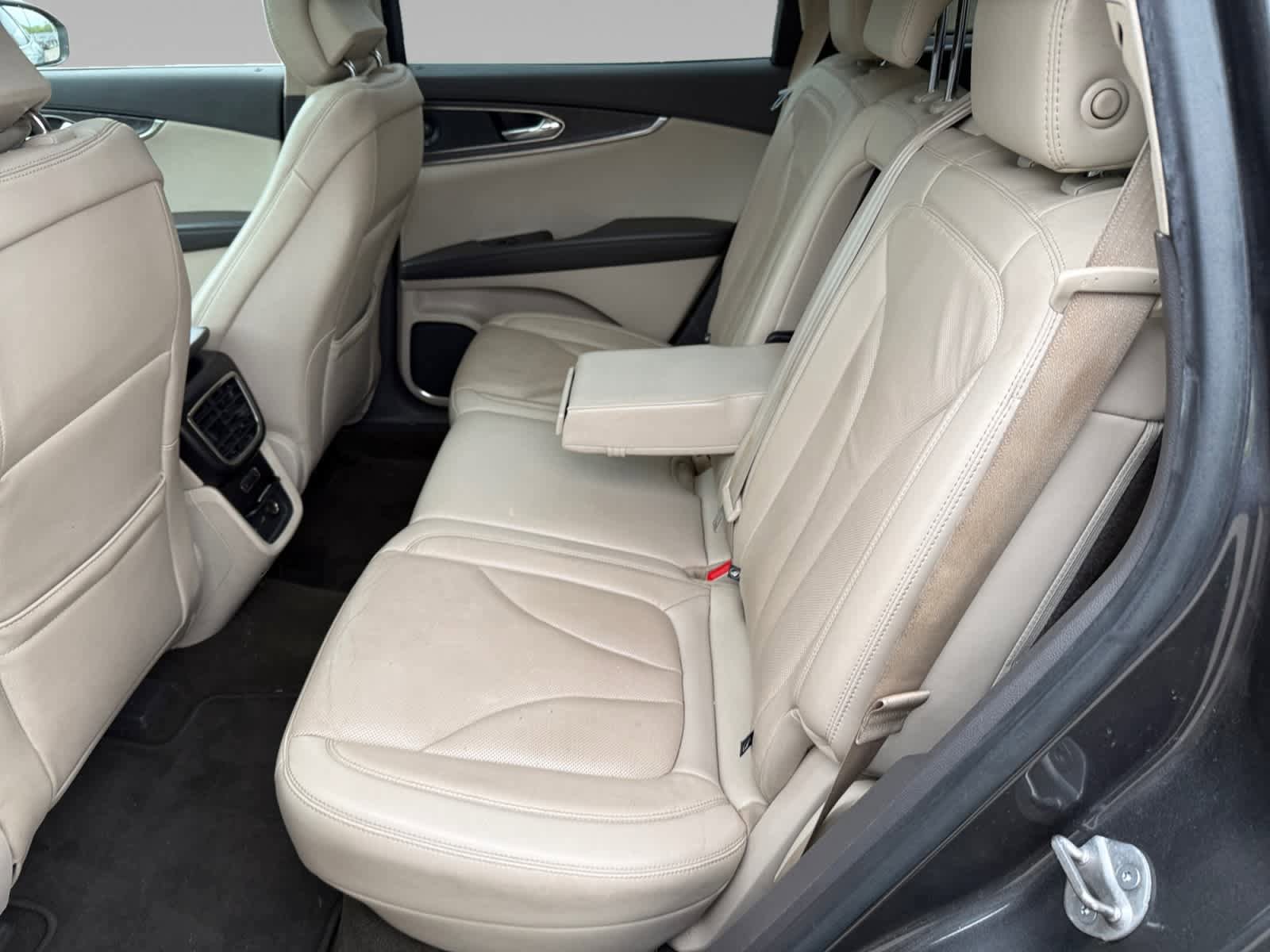Used 2019 Lincoln Nautilus Reserve AWD/4WD image 22