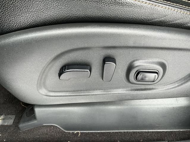 Used 2018 Nissan Titan SL w/ Texas Titan Edition image 16