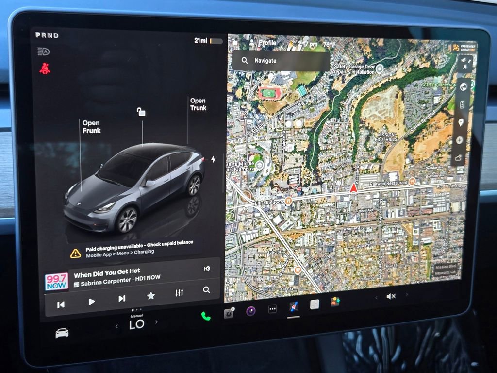 Used 2023 Tesla Model Y Long Range image 18