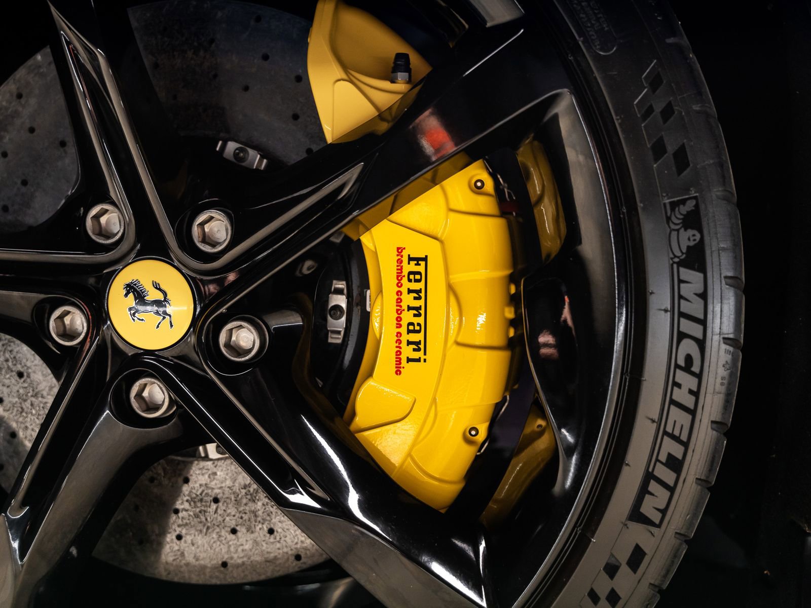 Used 2022 Ferrari SF90 Stradale AWD/4WD image 28