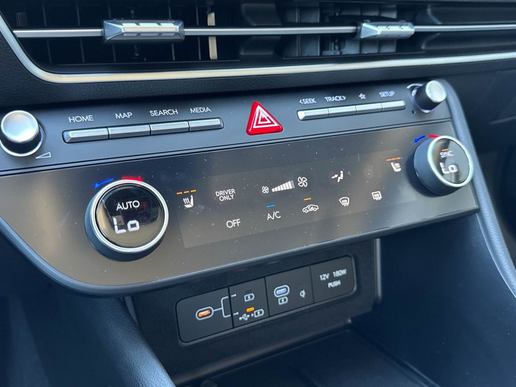 New 2025 Hyundai Sonata SEL image 6