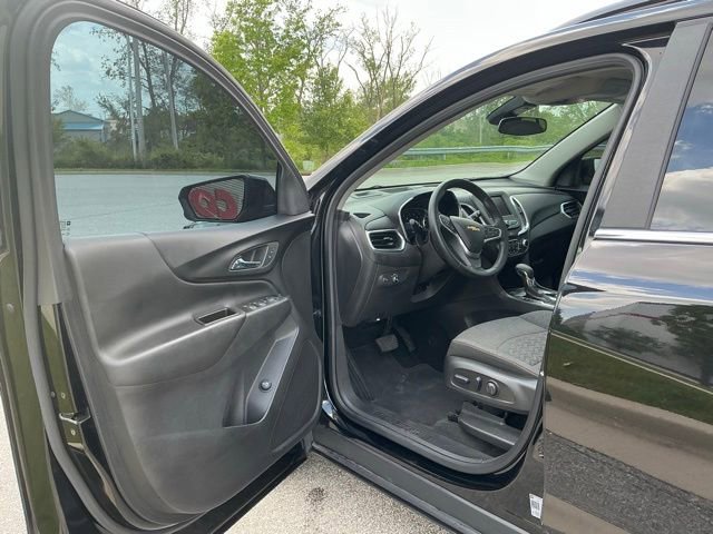Used 2023 Chevrolet Equinox LT AWD/4WD image 15
