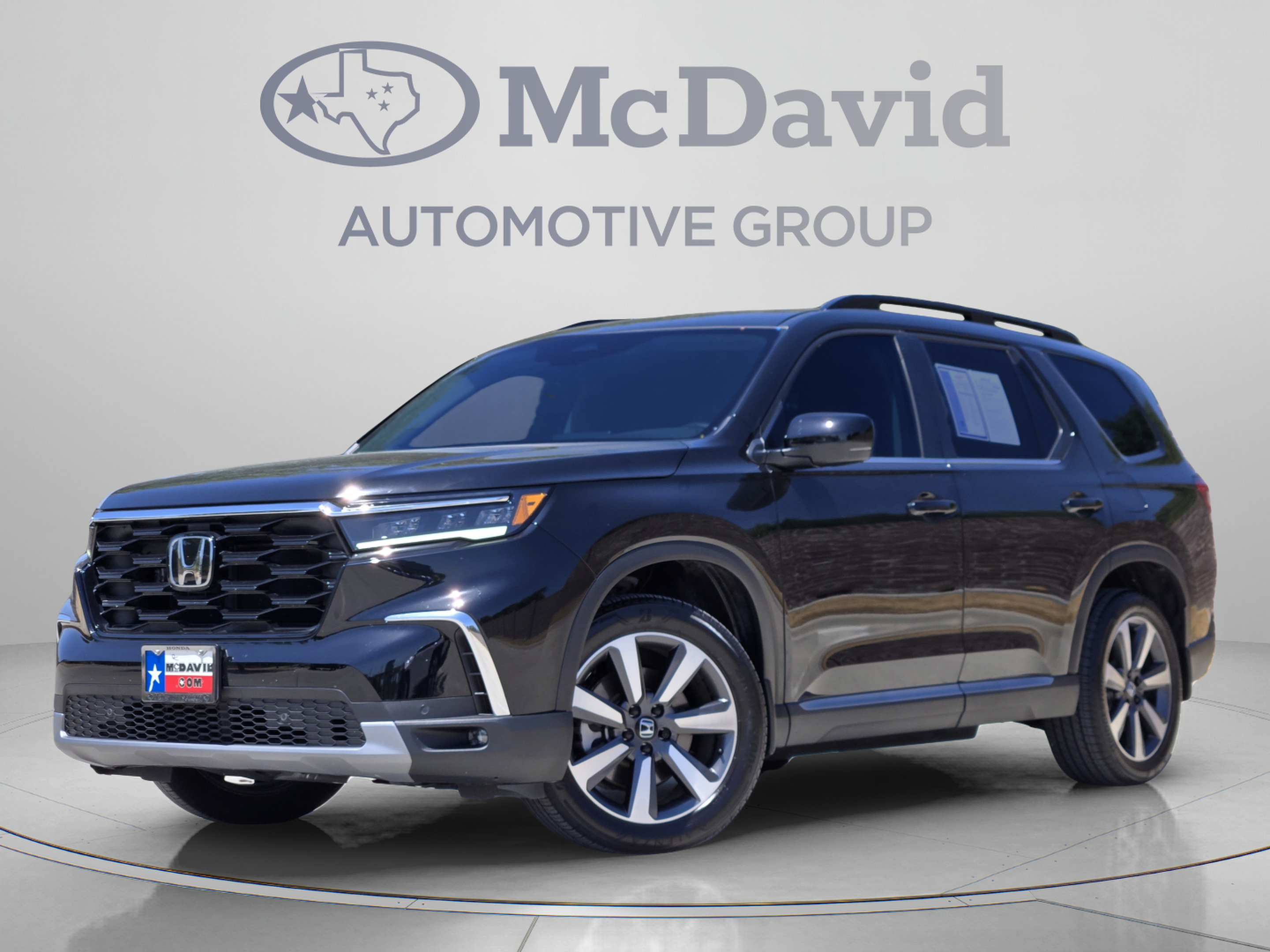 Certified 2025 Honda Pilot Touring