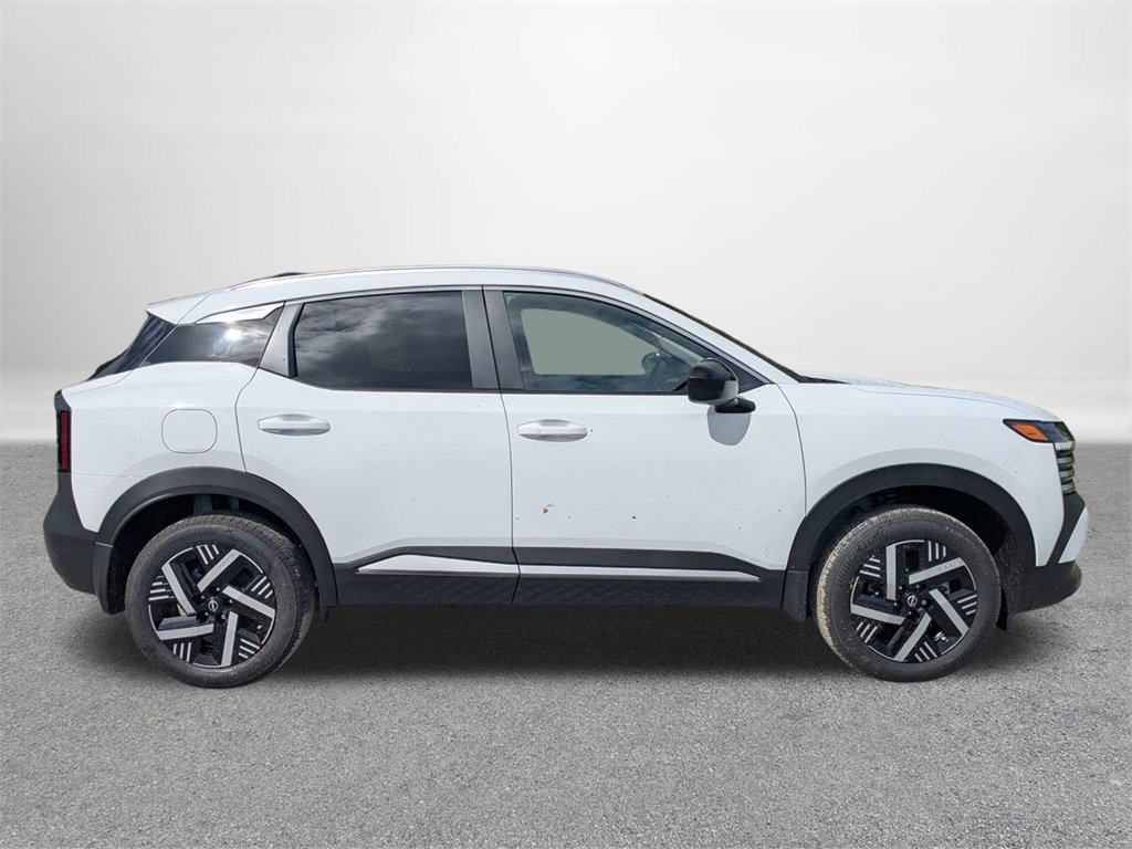 New 2026 Nissan Kicks SV image 2