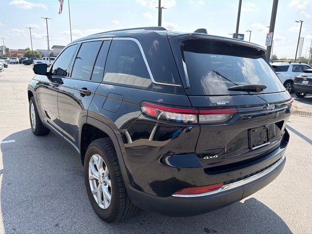 Used 2023 Jeep Grand Cherokee Limited AWD/4WD image 5