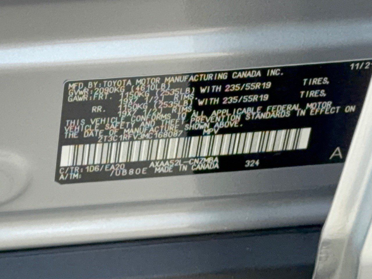 Used 2021 Toyota RAV4 XLE Premium FWD image 31