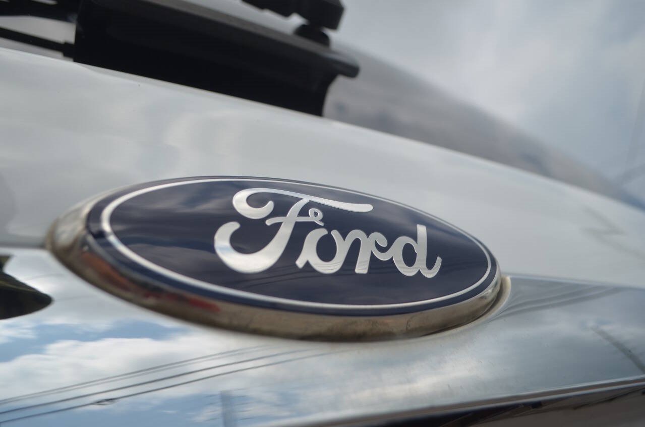 Used 2010 Ford Explorer XLT image 8