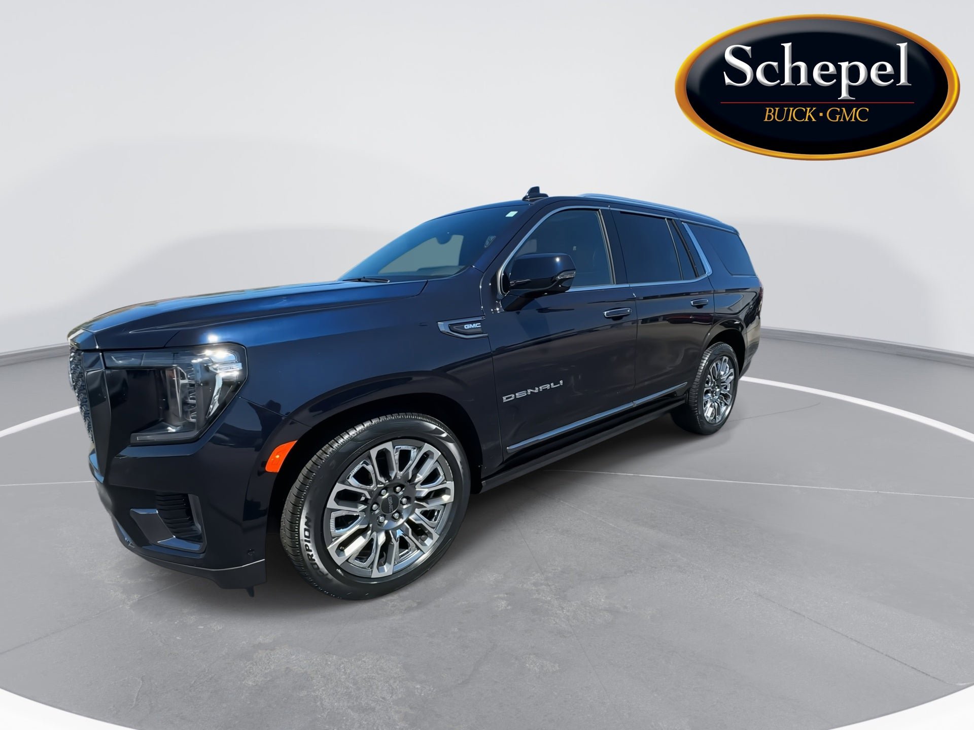 Certified 2023 GMC Yukon Denali Ultimate AWD/4WD image 4