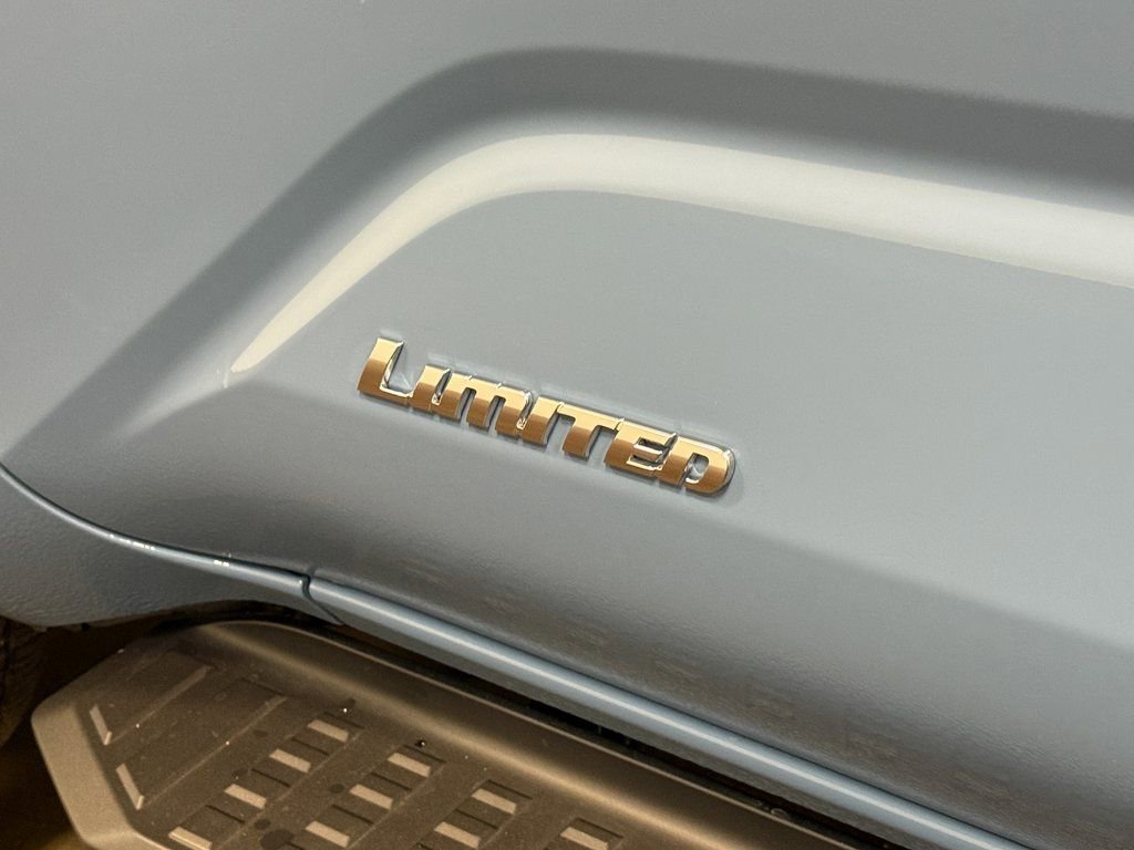 Used 2025 Toyota 4Runner Limited w/ Tow Technology Package image 53