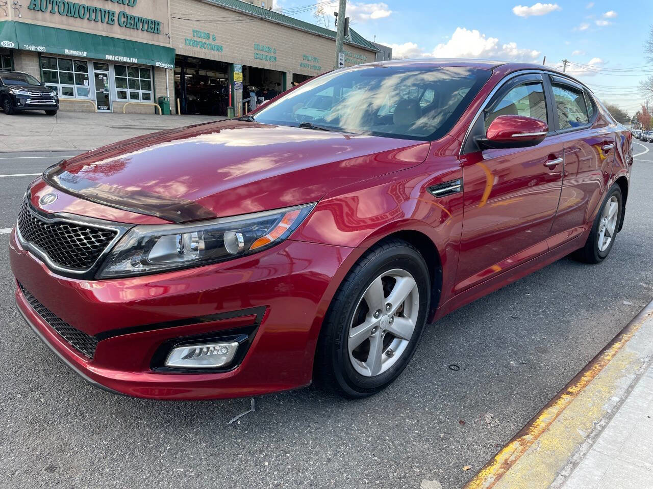Used 2015 Kia Optima LX image 1