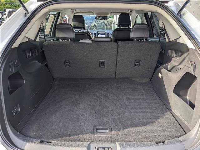 Used 2024 Ford Edge SEL AWD/4WD image 14