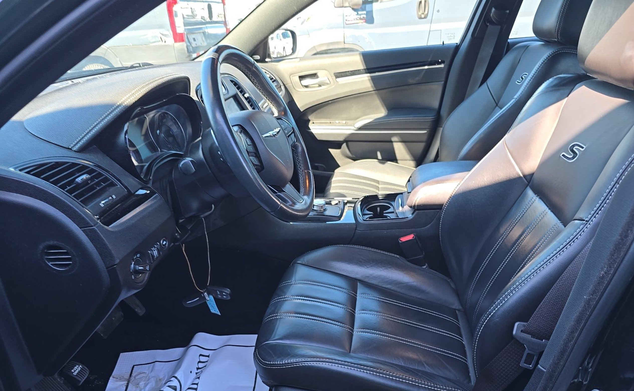 Used 2020 Chrysler 300 S AWD/4WD image 5