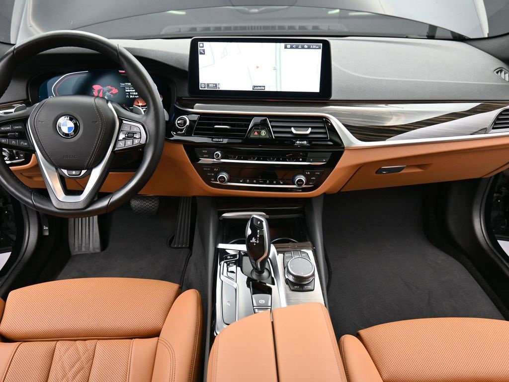 Used 2022 BMW 530i xDrive w/ Convenience Package image 12