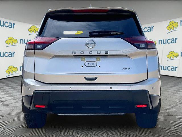 Certified 2026 Nissan Rogue SV w/ SV Premium Package image 5