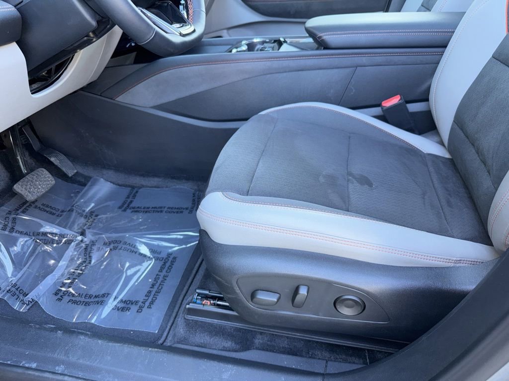 Used 2025 Chevrolet Blazer EV SS image 28