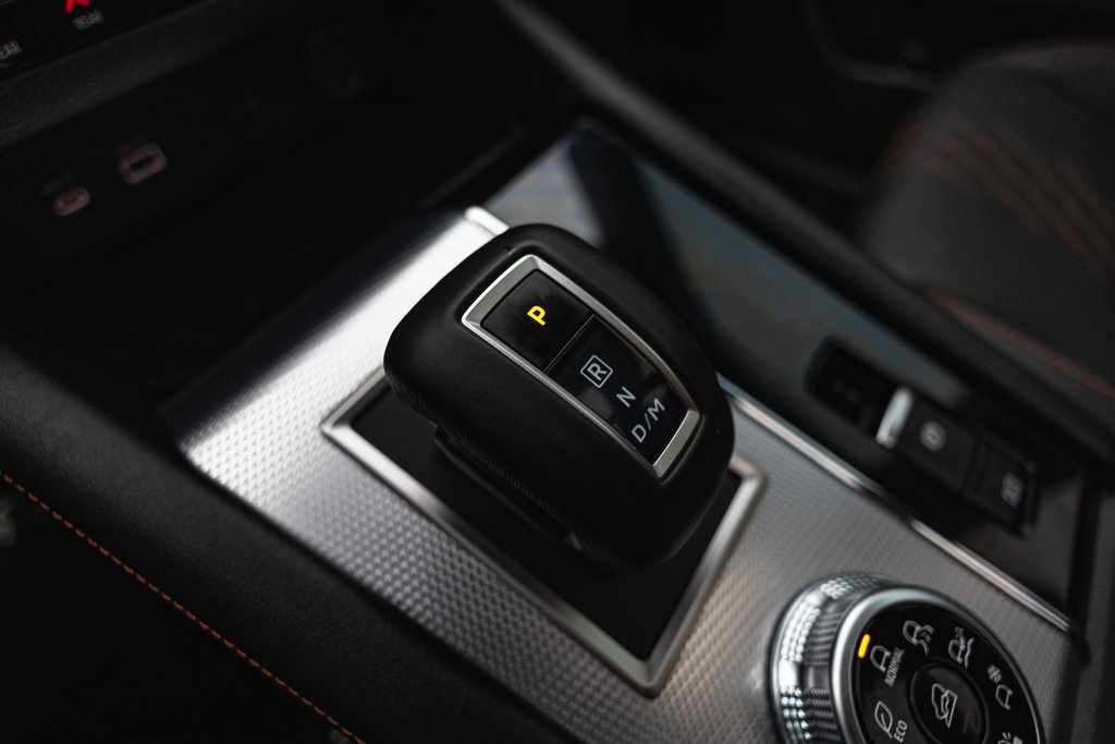 Used 2024 Mitsubishi Outlander SEL image 17